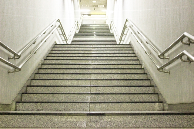 Muscle-training-on-the-stairs